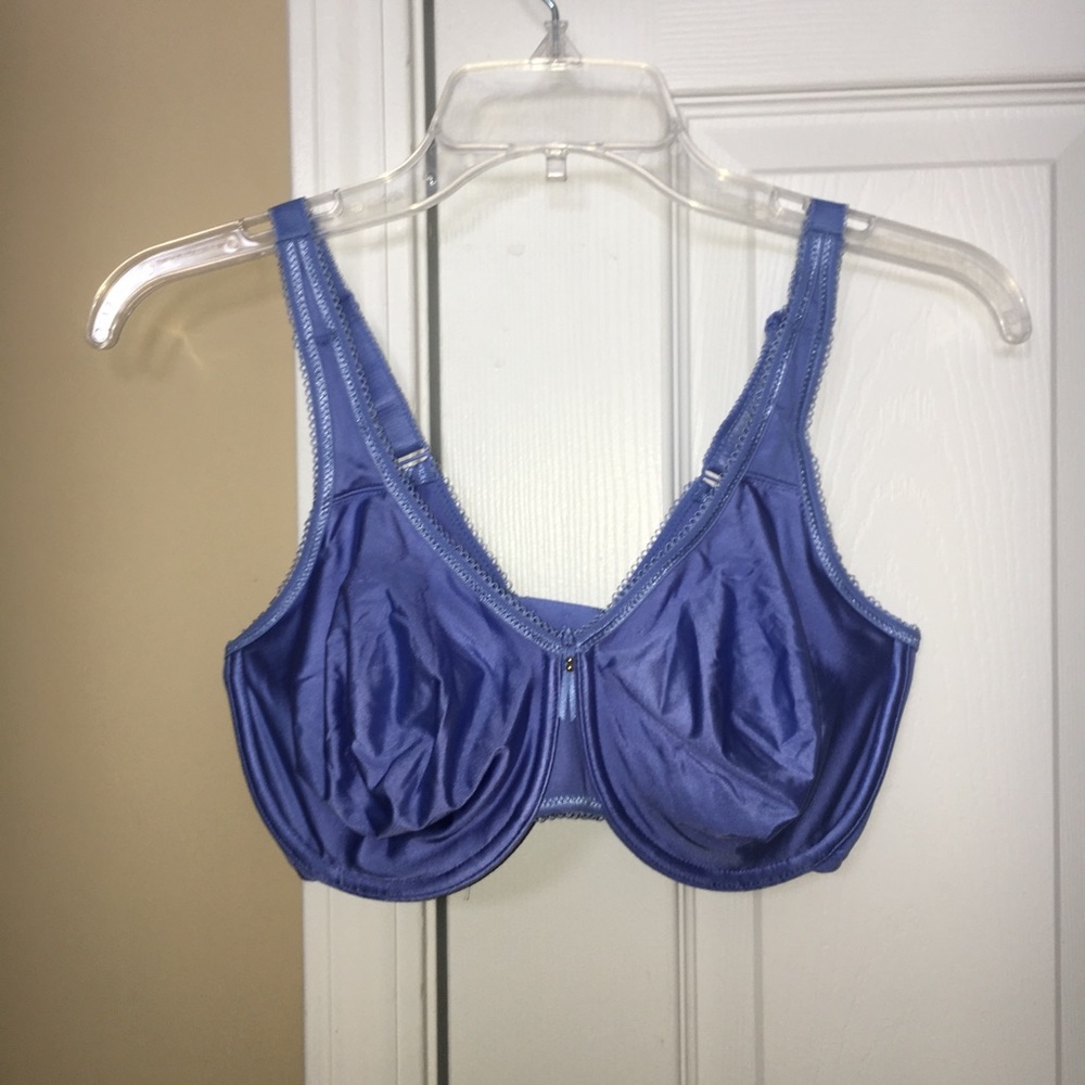 34 DD Wacoal Bra
